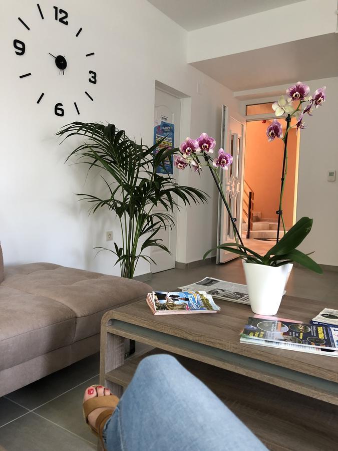 Boro Apartman Тісафюред Екстер'єр фото